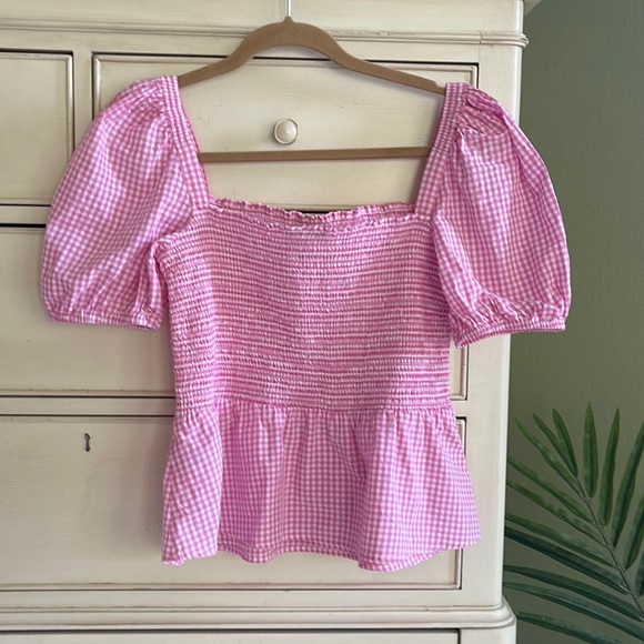 French Connection Tops - French Connection Squareneck smocked top Pink Smocked bodice top. Size M NWOT